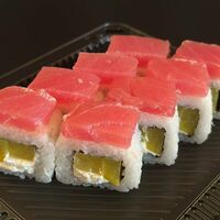Ролл с тунцом в Шашлык & Пицца
