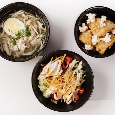 Бизнес-ланч 2 в Коко Чикен по цене 537 ₽