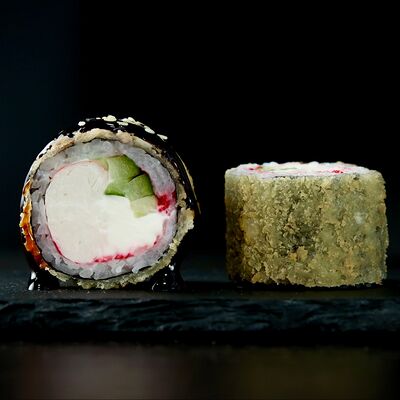 Ролл Калифорния темпура в Hot Pizza по цене 600 ₽