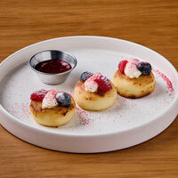 Сырники с ванильной сметаной в Клёво