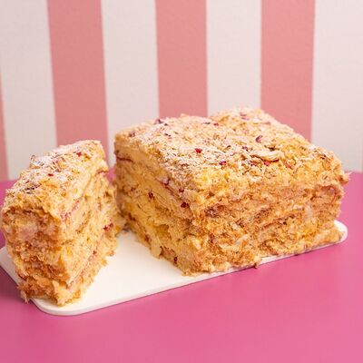 Торт нарезной Наполеон в Муза по цене 240 ₽