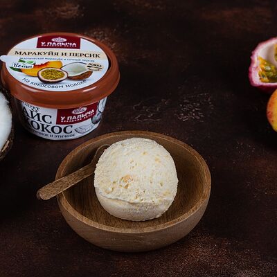 Кокосовое мороженое Айс кокос с фейхоа и клубникой в У Палыча. С пылу, с жару! по цене 277 ₽