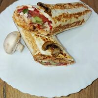 Шаверма с жареными шампиньонами и луком, грибной соус, побольше, размер L, 450-500 г в Шаверма и Басманы