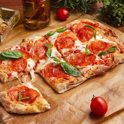 Римская пицца Пепперонив Блеск по цене 995 ₽