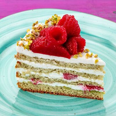 Торт Фисташковый с малиной в Чили пицца по цене 320 ₽