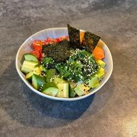 Поке с креветками в Atomic pizza