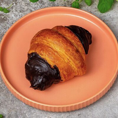 Круассан с шоколадом в CHO-KAVO по цене 110 ₽