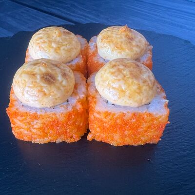 Сяке спайси ролл в Акрополь по цене 380 ₽