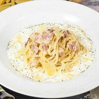 Спагетти Карбонара в Луиджи & Тосё