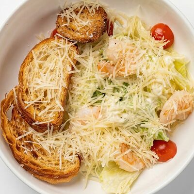 Цезарь с Креветками в Кейк по цене 349 ₽