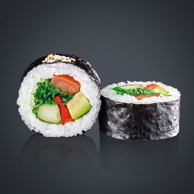 Ролл Айсберг в Wok & Roll по цене 390 ₽