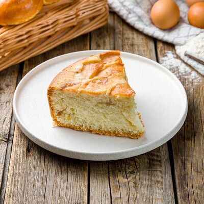 Шарлотка с яблоками в Пекарня Маковка по цене 85 ₽