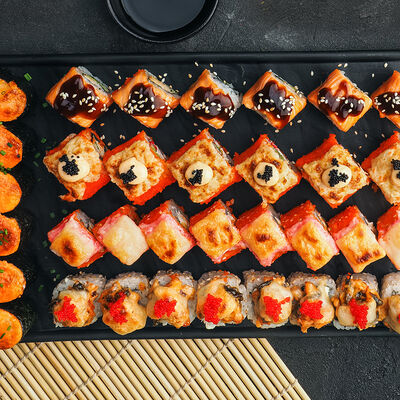 Запеченный сет Xl в Mojo по цене 2600