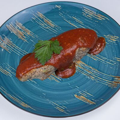 Люля-кебаб из говядины в томатном соусе в Тарелка по цене 313 ₽