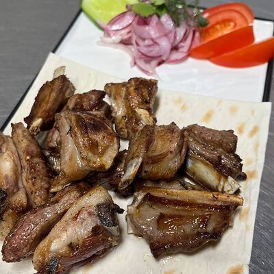 Бараньи семечки на мангале в Эрмитаж по цене 900 ₽