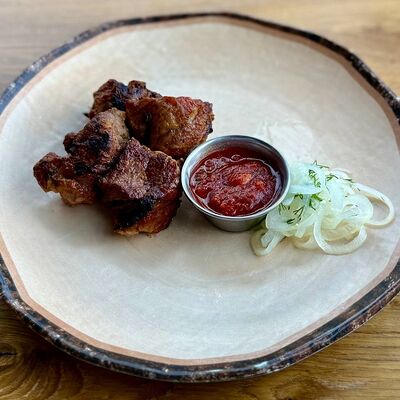 Шашлык из cвинoй шеи в Филин-термы по цене 580 ₽