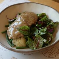 Стейк-салат в Кафе Май