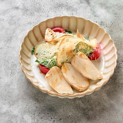 Цезарь с цыплёнком в GASTROFISH по цене 637