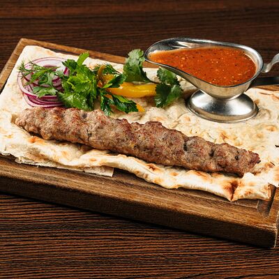 Люля-кебаб свинина-говядина в Паб старый чемодан по цене 840 ₽