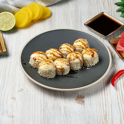 Запеченный ролл Хокку в Может суши? по цене 619 ₽