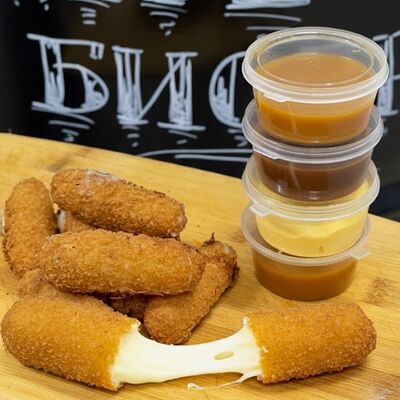 Сырные палочки 4 шт. в Кафе Бистро по цене 225 ₽