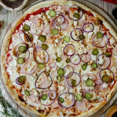 Пицца Фирменная в Время есть PIZZA по цене 480 ₽