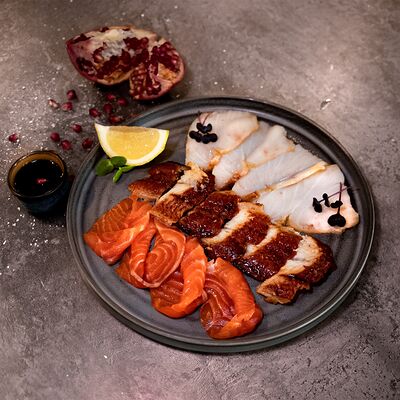 Ассорти рыбное в Шато Манави по цене 2700 ₽