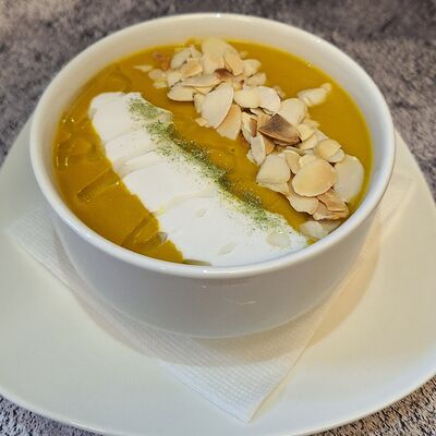 Суп-пюре из батата в Smart Cafe по цене 560 ₽