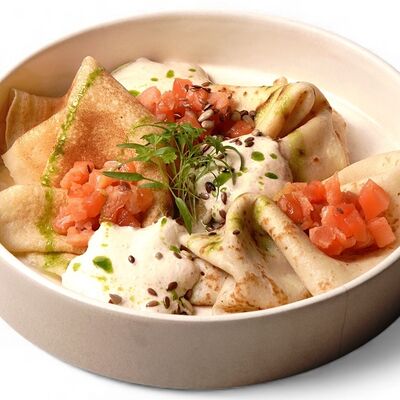 Блины с лососем в Завтрак по цене 650 ₽