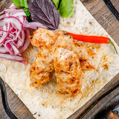 Люля-кебаб из курицы в Роял Палас по цене 390 ₽