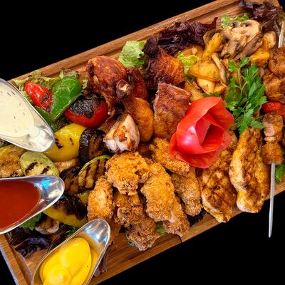 Куриный сет с дымком в Shashlyk Pub по цене 18330 ₸