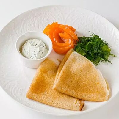 Блины с форелью и крем чиз в Волконский по цене 520 ₽