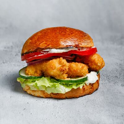 Шримп-бургер в Удачно завернули по цене 490 ₽