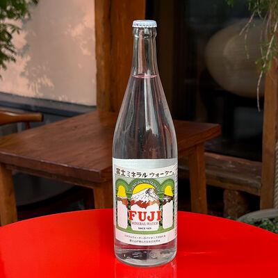 Вода Fuji в Self Edge Japanese по цене 1800 ₽