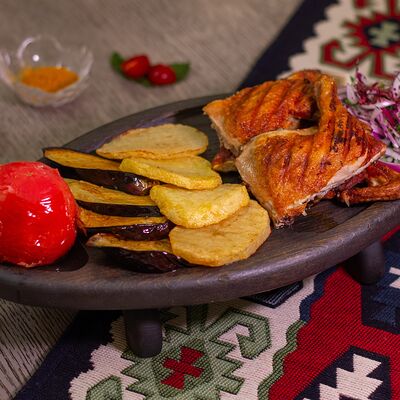 Цыпленок табака (на 2 персоны) в Хан Булак по цене 950 ₽