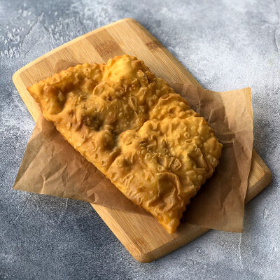 Чебурек с мясом в Siesta-Cafe по цене 75 ₽