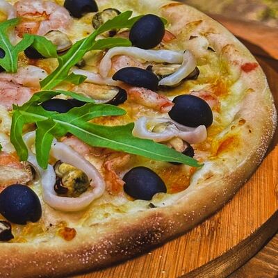 Морепродукты в Пицца Луна и Помидор по цене 1380 ₽