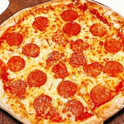 Пицца Пепперони в О`Briens по цене 299 ₽