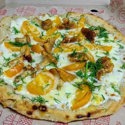 Пицца Бекон и грибы в Крафт Шаурма по цене 800 ₽