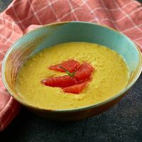 Рисовая каша на кокосовом молоке с грейпфрутом и манговым соусом в Хочу харчо