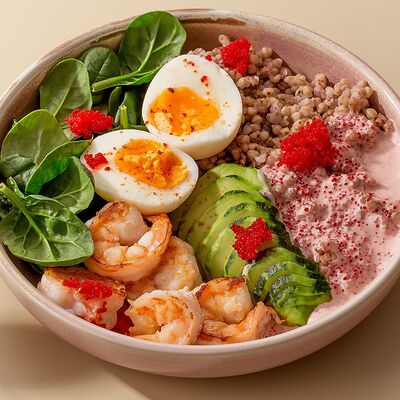 Зеленая гречка с креветками в Комод по цене 590 ₽