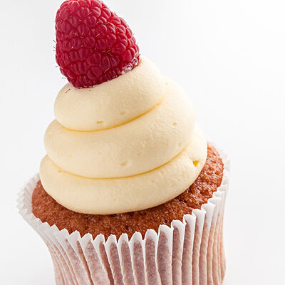 Big капкейк малиновый в Udcкафе Upside Down Cake по цене 290 ₽