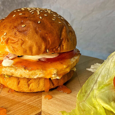 Манго-чили бургер в Pizza Pablo по цене 359 ₽