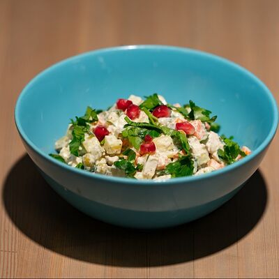 Оливье с курицей в Наш Лаваш по цене 110 ₽