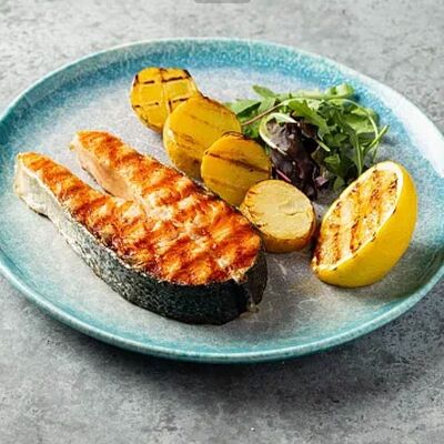 Стейк из Семги в Жарим на углях по цене 1670 ₽