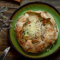 Цезарь с курицей в Каспий