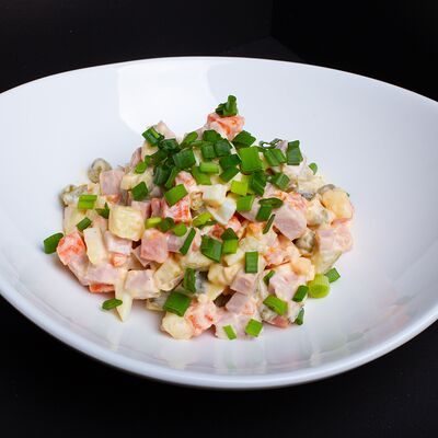 Салат Оливьев Рябинушка по цене 340 ₽