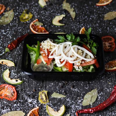 Салат с кускусом и кальмарами в Кафе RSC по цене 280 ₽