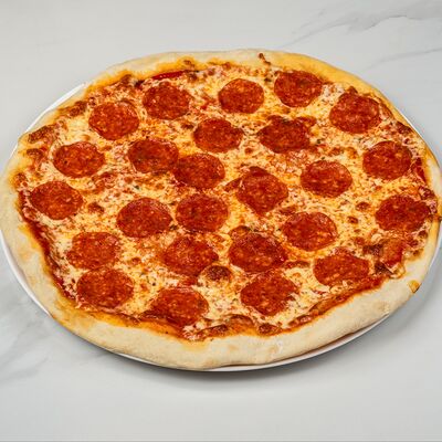 Пицца пепперонив Date по цене 1180 ₽