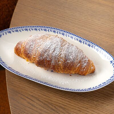 Круассан классический в Centrale bistro по цене 250 ₽